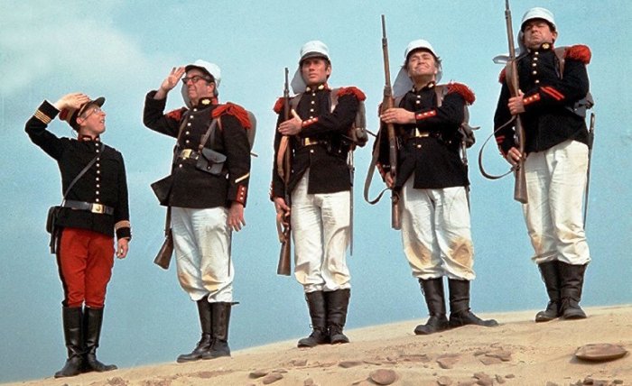 MV5BNDIxYTNkY2MtNzAyYi00NjUzLWE3NzUtNDEwZjMxMTg2ODNhXkEyXkFqcGdeQXVyMjIyNjE2NA@@._V1_